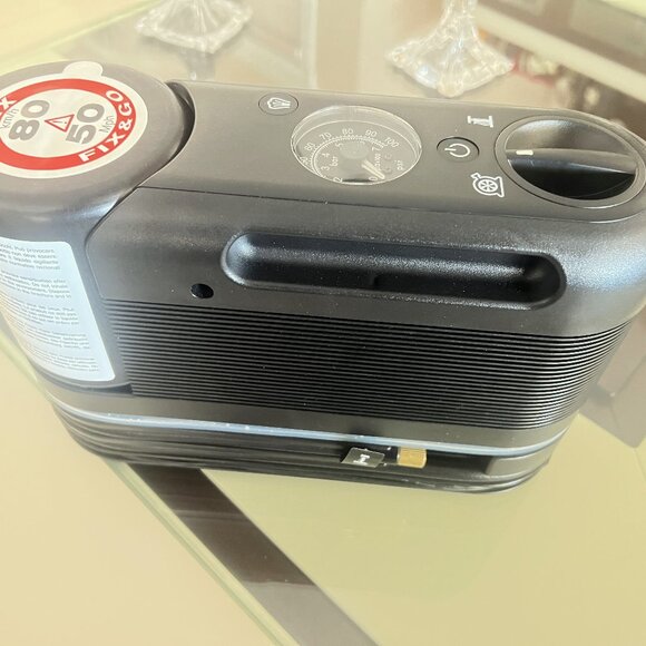 Brand New 12 Volt Air Pump w/ Flat Tire Repair Foam Feature! - Picture 2 of 16